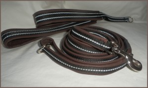  Set of collar and leash in soft leather 